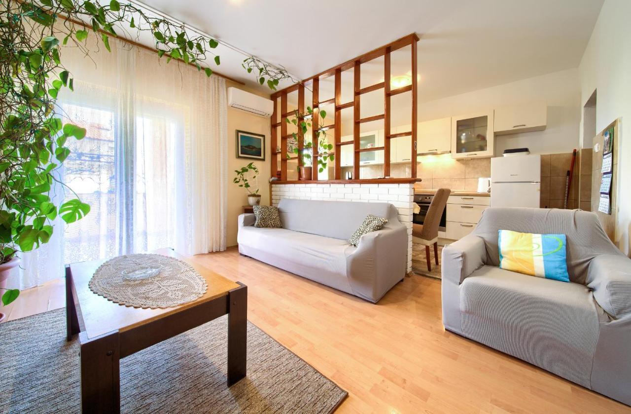 Apartments Petra クルク エクステリア 写真