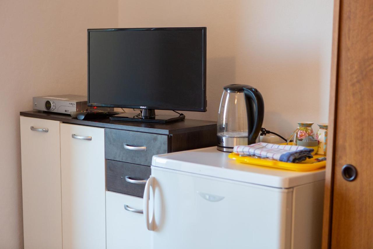 Apartments Petra クルク エクステリア 写真