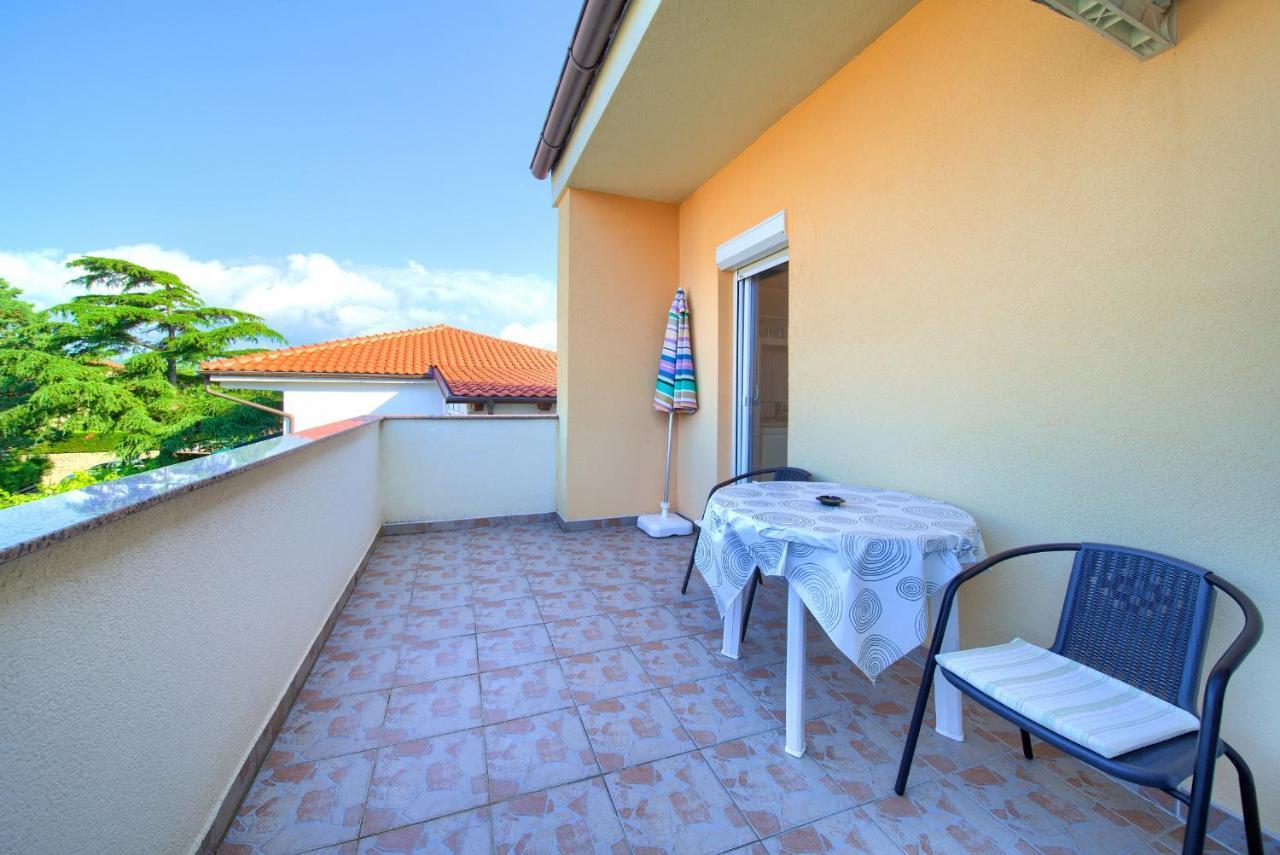 Apartments Petra クルク エクステリア 写真
