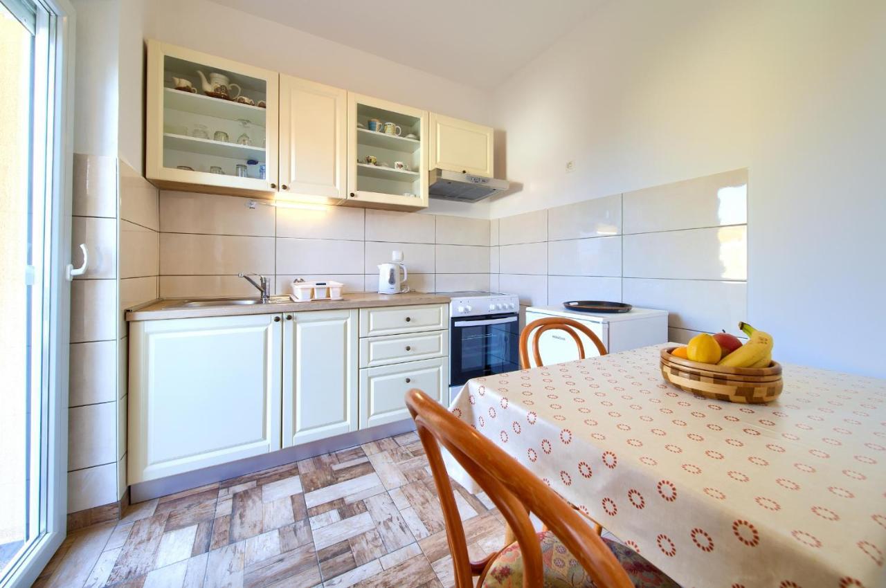 Apartments Petra クルク エクステリア 写真
